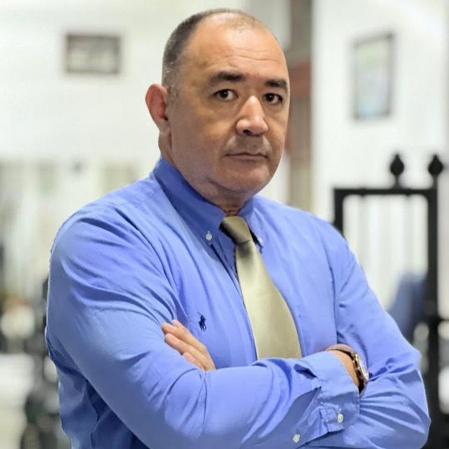 Dr. CV, Filiberto Cano