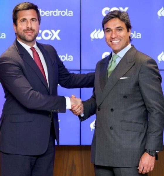 Enrique Riquelme Vives, presidente Ejecutico de Cox y David Mesonero, director de Desarrollo Corporativo Iberdrola (Foto: Cortesía)